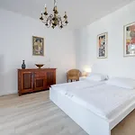 Dr - Fryderyk Apartmán