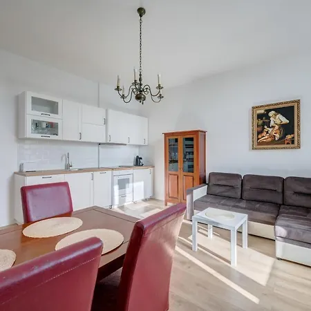 Dr - Fryderyk Apartamento *
