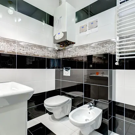 Dr - Fryderyk Apartamento