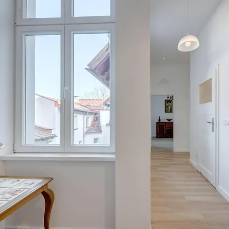 Dr - Fryderyk 소포트